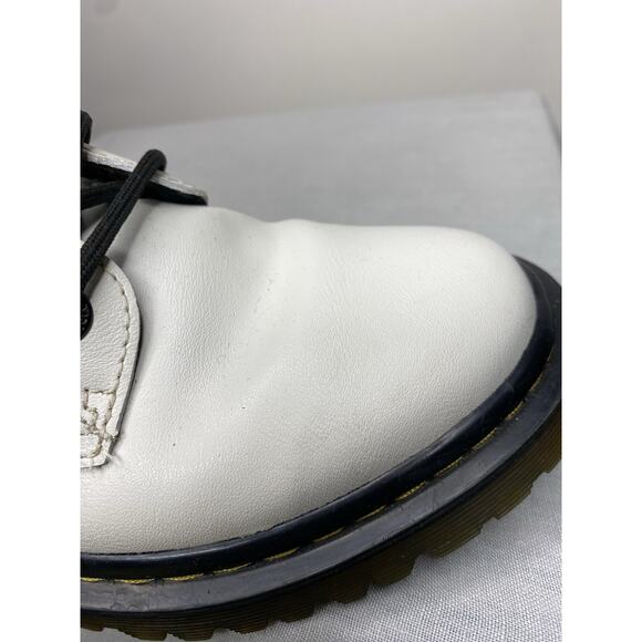Dr. Martens Luana Combat Boots White Leather Women's 6 Lace Up 7 Eye Grunge Boho - Picture 4 of 10